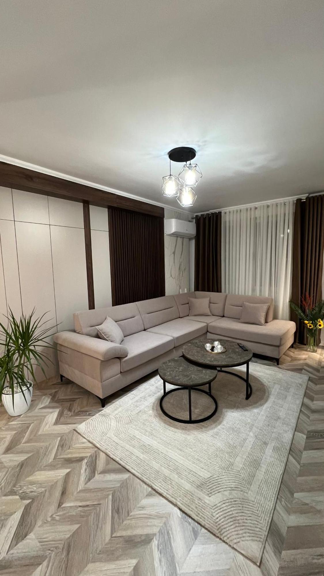 Erlaiden Apartment Shkodër Eksteriør bilde