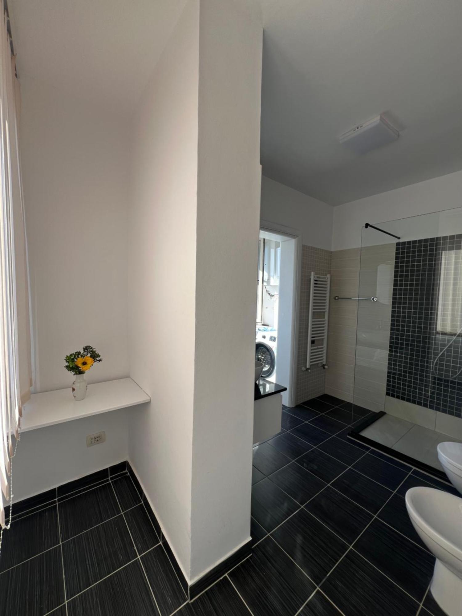 Erlaiden Apartment Shkodër Eksteriør bilde